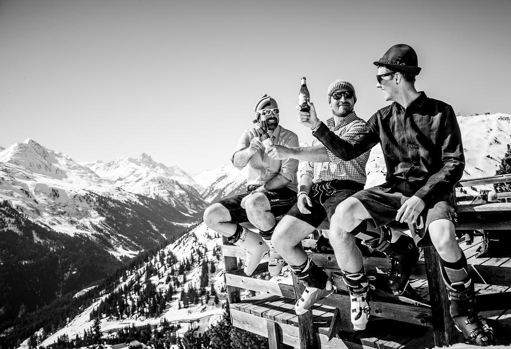 Der Steinbock - 300 Jahre Alte - Tirol Gasthuis 2*